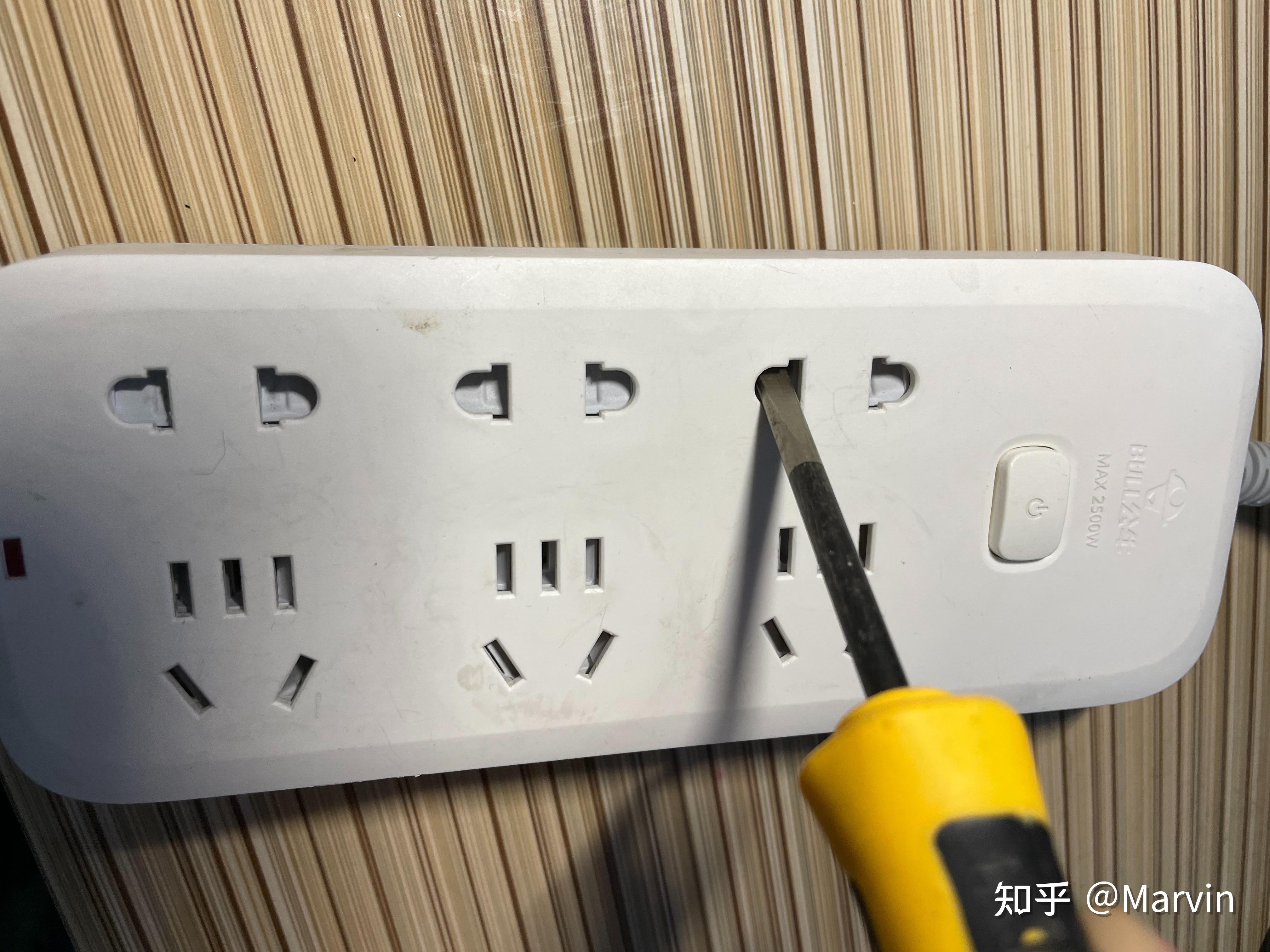 公牛集团获得实用新型专利授权：“固线机构及用电设备”