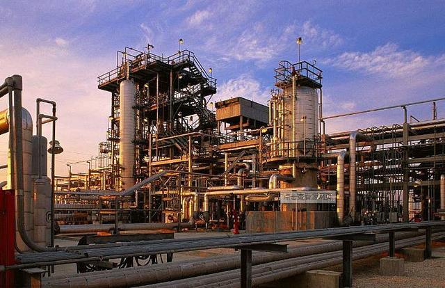 平安证券：关注石油化工、氟化工、磷化工等行业的投资机会