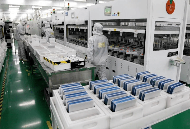 易成新能：拟8.74亿元出售平煤隆基80.2%股权