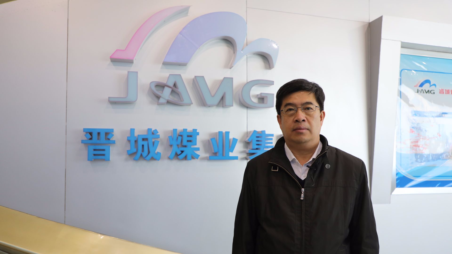 蓝焰控股：1、公司后续会积极督促配合控股股东及相关方履行解决与山西煤层气公司同业竞争的相关承诺