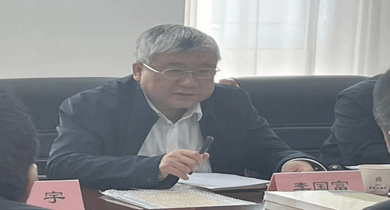 蓝焰控股：1、公司后续会积极督促配合控股股东及相关方履行解决与山西煤层气公司同业竞争的相关承诺