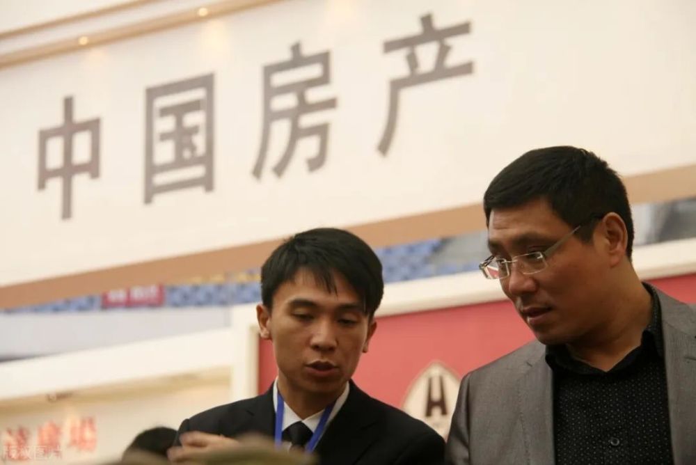 许昌市投资集团完成发行10亿元超短融，利率2.07％