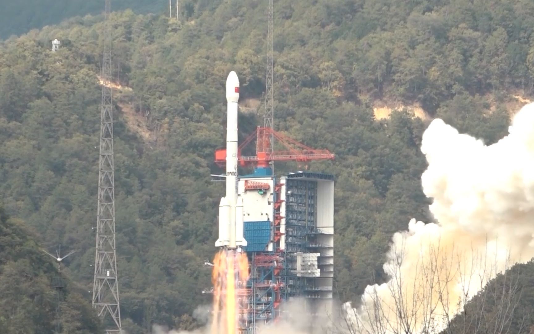 我国成功发射通信技术试验卫星十二号