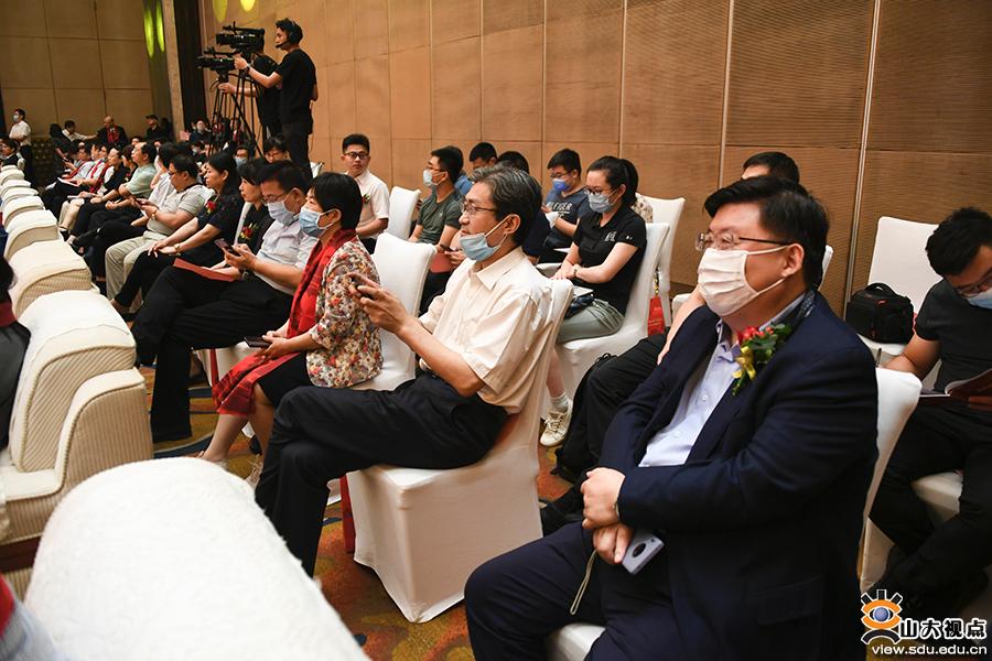 中科江南：公司承建的国家医保局全国医保区块链平台与蚂蚁数科有合作