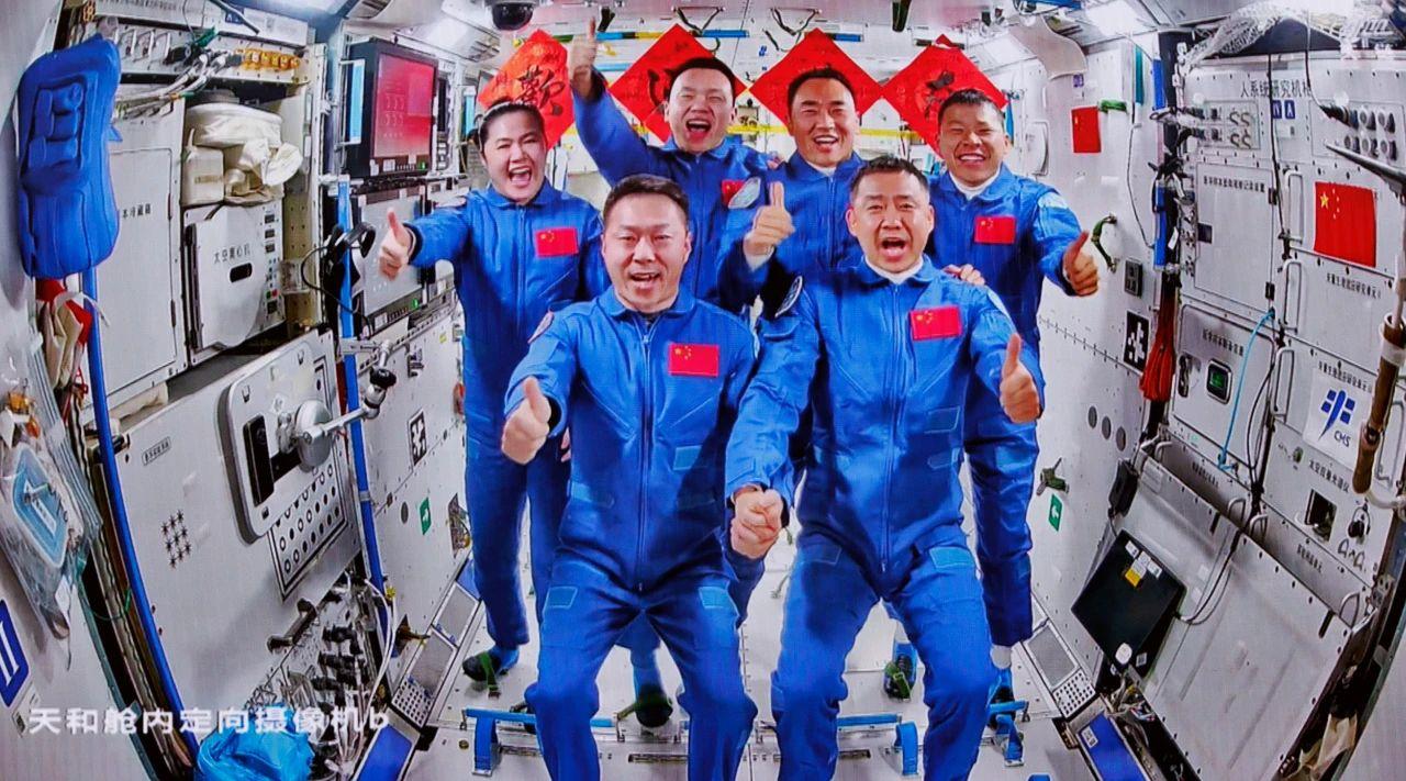 秀我中国｜震撼！骄傲！航天员王浩泽讲述首次太空之旅