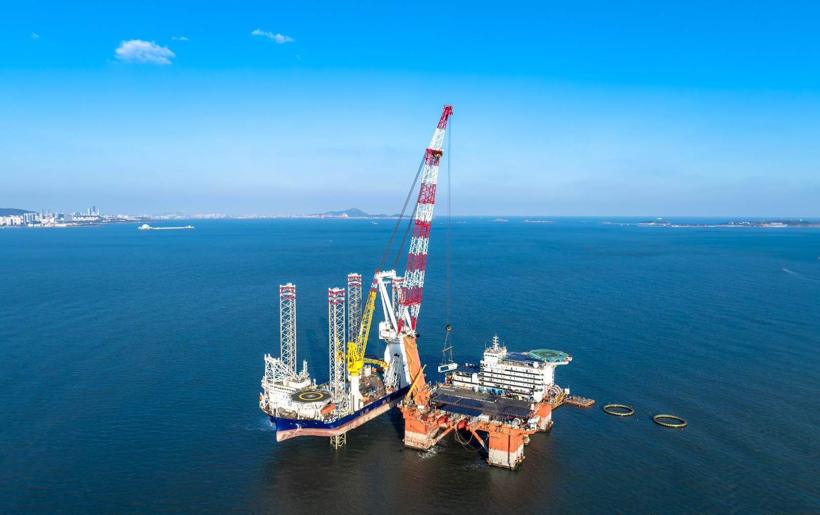 全国首艘氢电拖轮正式投用 青岛港来了“海上混动车”