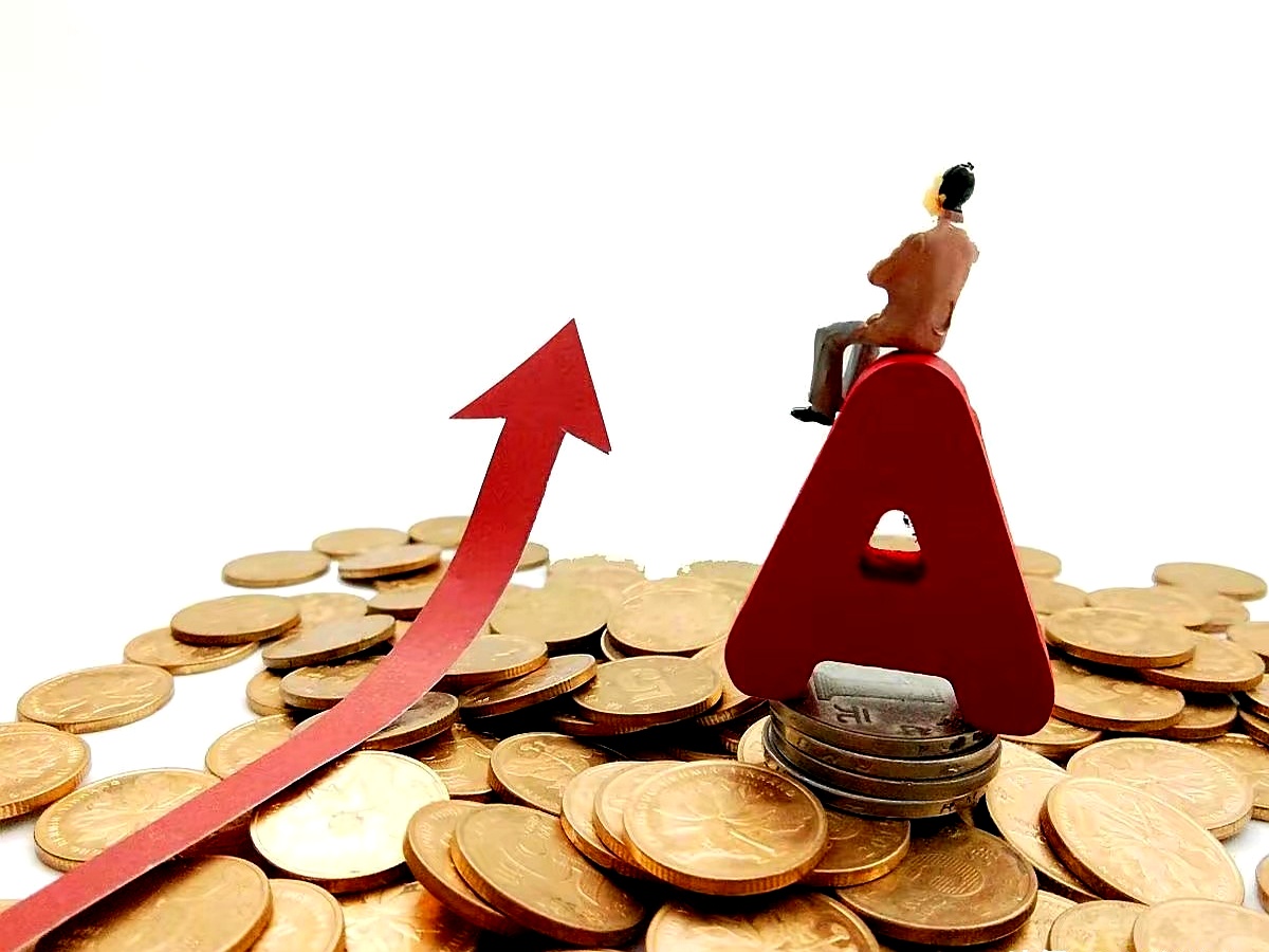 债市收盘| “小牛市”或近尾声，长端利率今回调，30年国债收益率上行超2BP