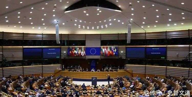 2026年全球合成纤维行业：欧盟微塑料禁令下的“生存大考”，千亿市场谁将出局?_人保车险,人保有温度