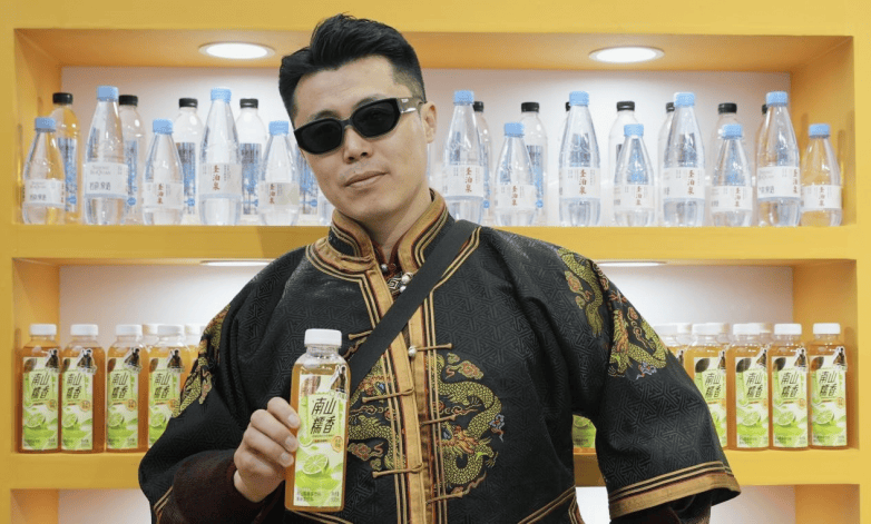 西南证券给予恺英网络"买入"评级，AI工业化平台落地，新品类持续拓展