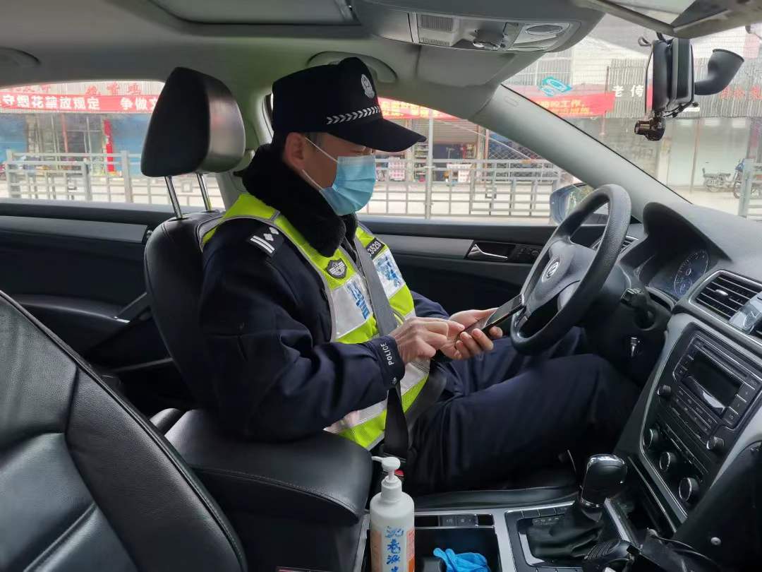 非遗“绣”出振兴路、用科技打通无障碍出行⋯⋯这些残疾人代表共话自强精神