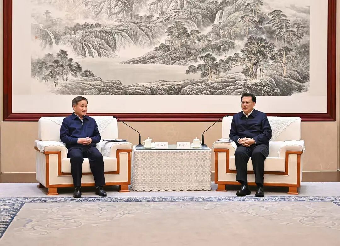 央行行长潘功胜到北京市分行调研：用好科技创新和技术改造再贷款等政策工具，推动科创金融工作走在前列