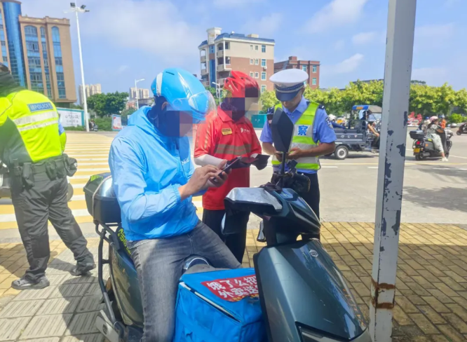 外卖安全防线如何筑牢